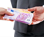 اولویت مقامات حکومتی در امر مبارزه با فساد 